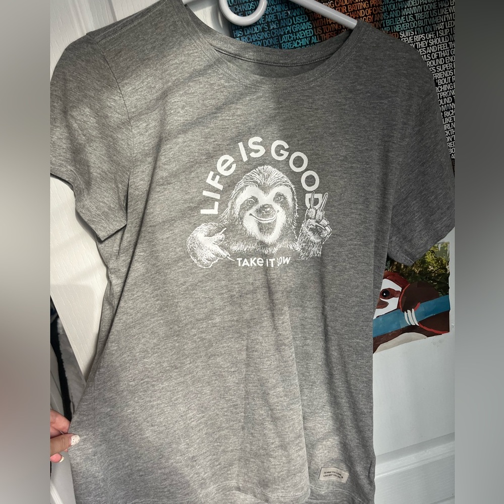 Life is Good Sloth Tee 🎉TSHIRT BUNDLE 2 FOR $7 or 3 FOR $8🎉